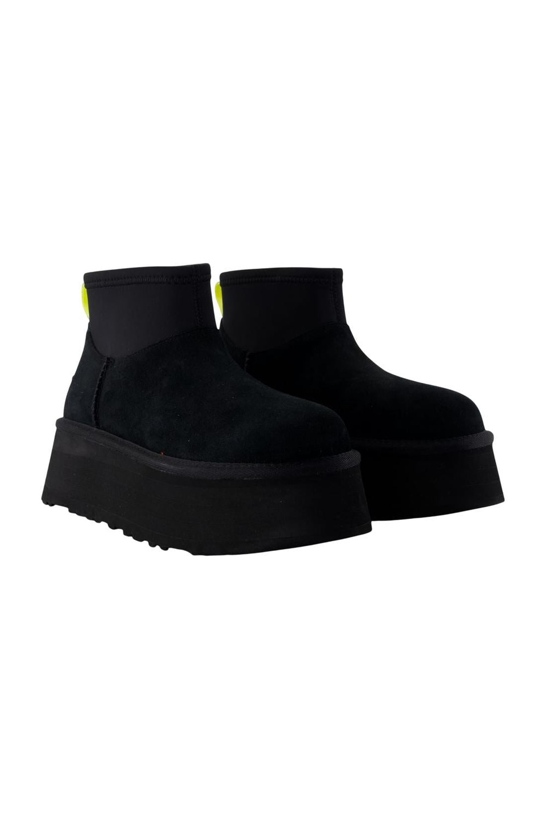 Classic Mini Dipper Stiefeletten - UGG - Leder - Schwarz