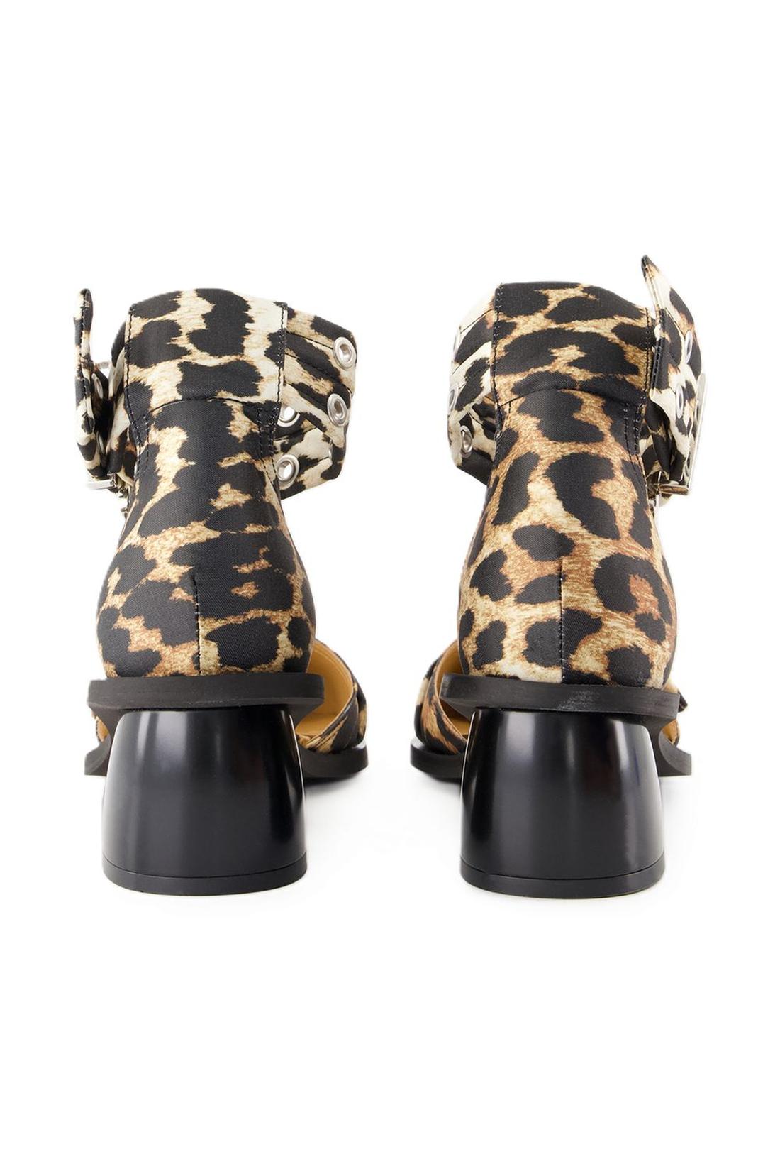 Feminine Open Cut Pumps - Ganni - Synthetik - Gedruckt