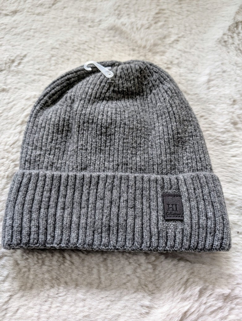 Beanie Mütze HI gefüttert mit Umschlag flauschig aus 100% Viskose Grau