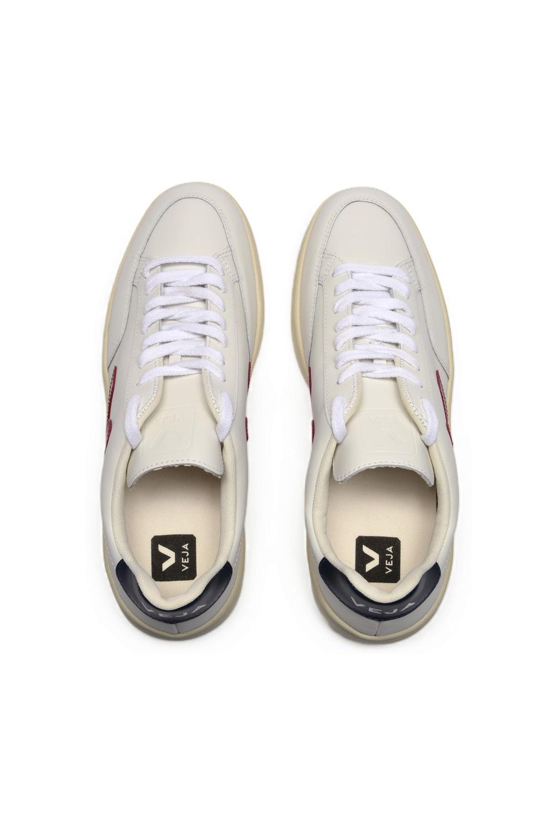V-12 Sneakers - Veja - Multi - Leather