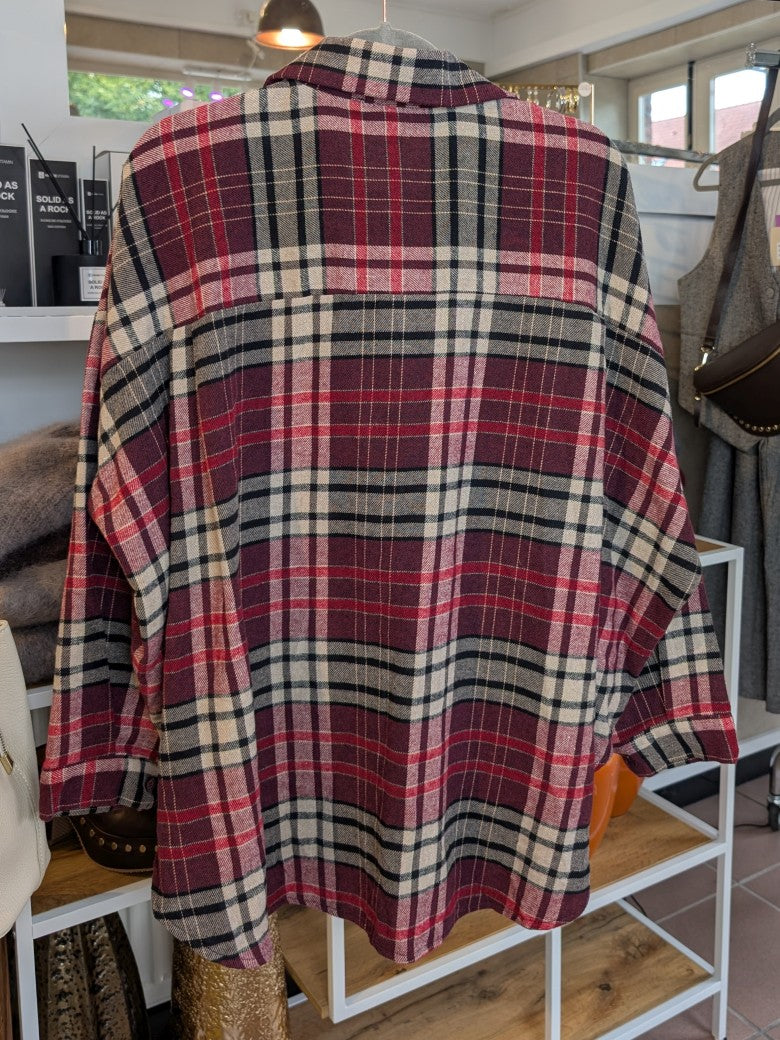 Flanellhemd flauschig dick im Karo Design Rot Burgund Créme Schwarz Grau, One Size - von Believe