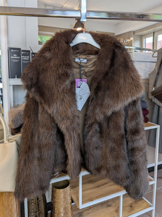 Jacke Hochwertiges Fake Fur Kunstfell Innenfutter Coffee Braun - Tyerre Trendy.ing 66032