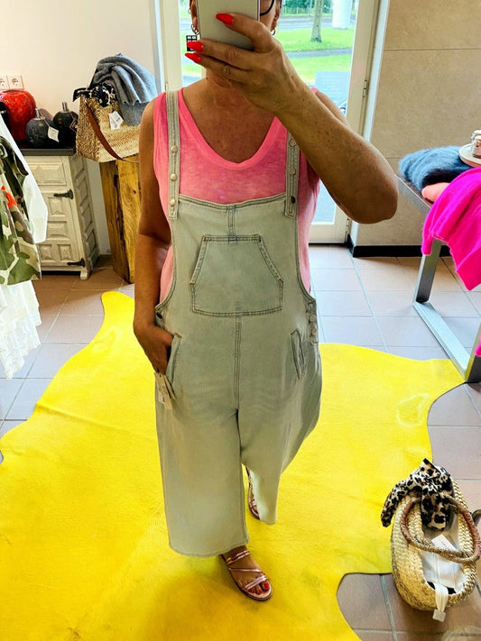 Latzhose Jeans Hellblau in Größe M/L (keine Kreuzträger) - von GIOYA