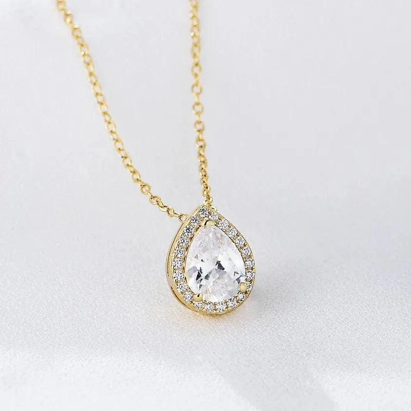 Halskette mit Anhänger in Tropfenform in Gold oder Silber