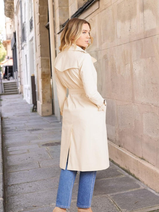 Langer Baumwolle Damen Trenchcoat Mantel Créme doppelreihig für zeitlosen Stil und Eleganz - von ATTENTIF