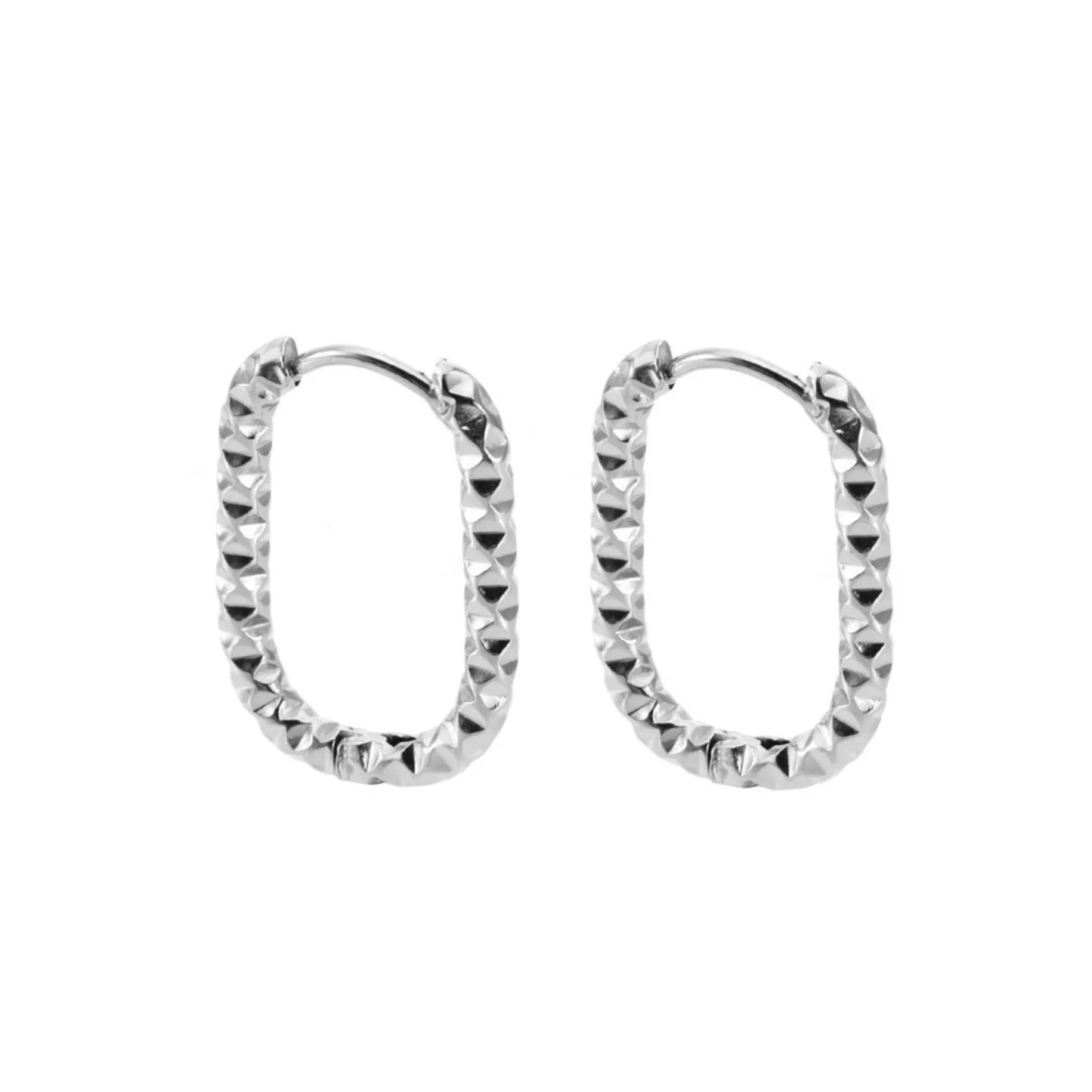 OVAL CRUSHED HOOP EARRING SILVER