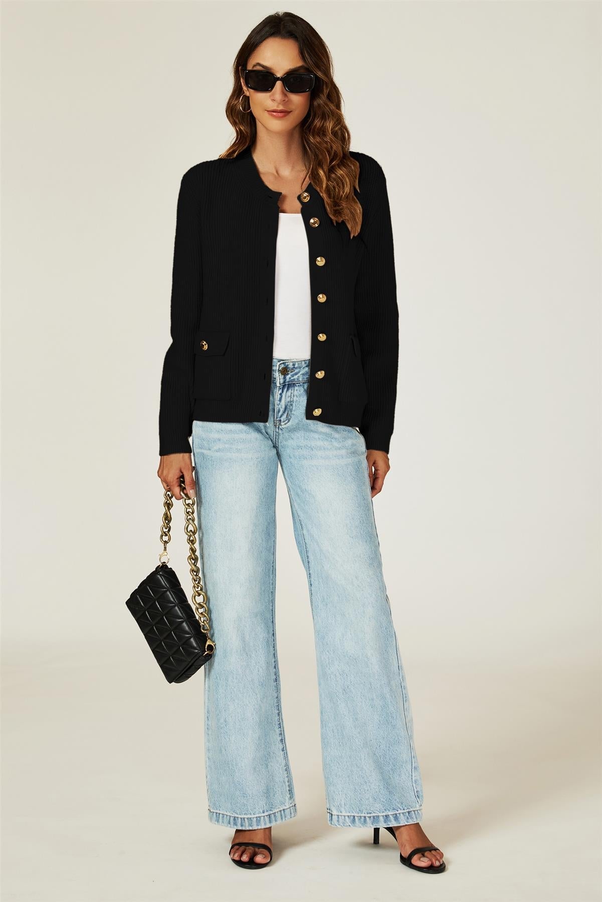 Pocket Details Knitted Cardigan In Black - AXON