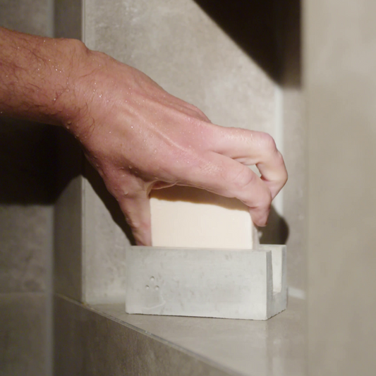 Seifenhalter mit Naturseife im Paket | funktionale Seifenschale für langlebige Seife