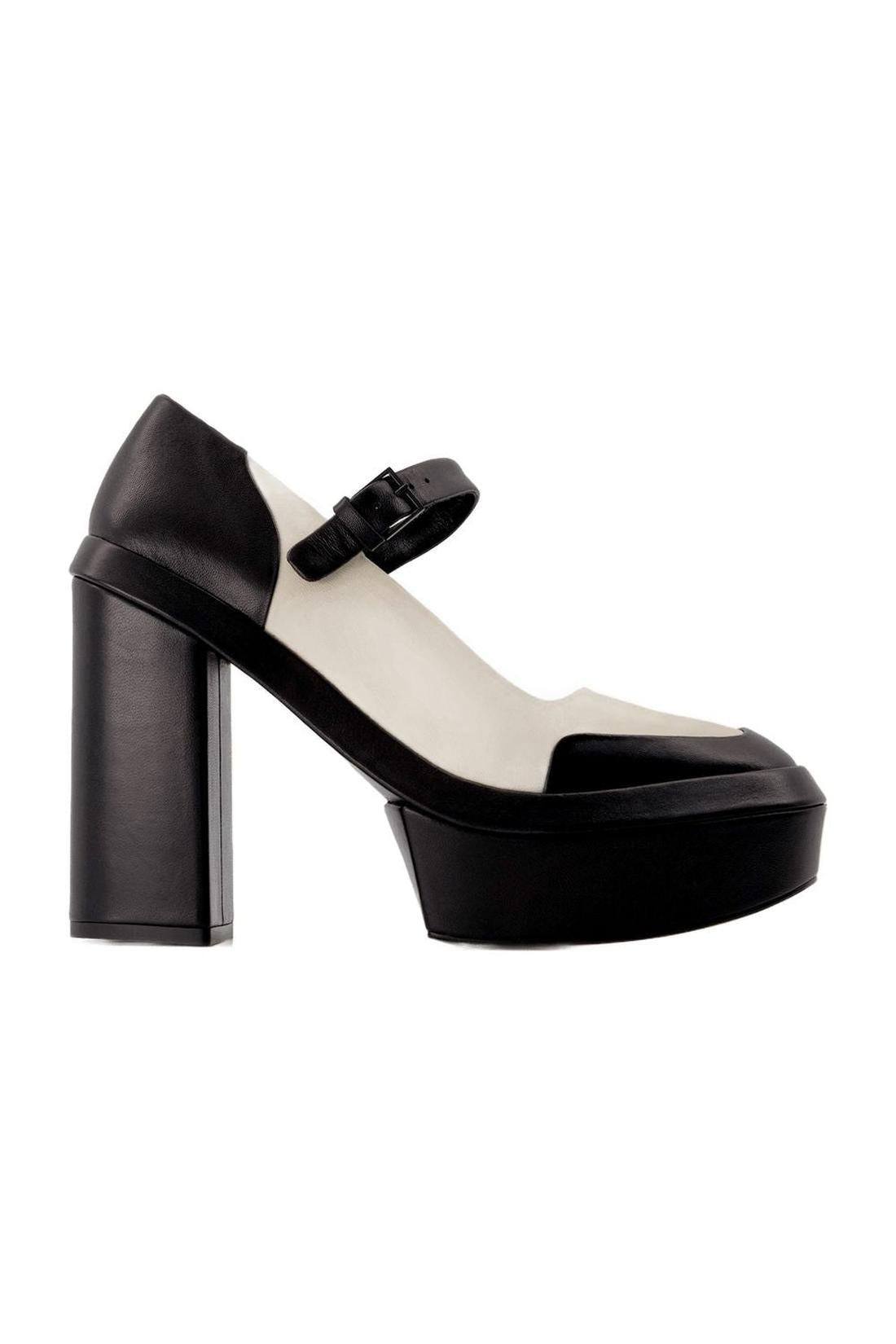 Pumps Juna aus schwarzem Leder