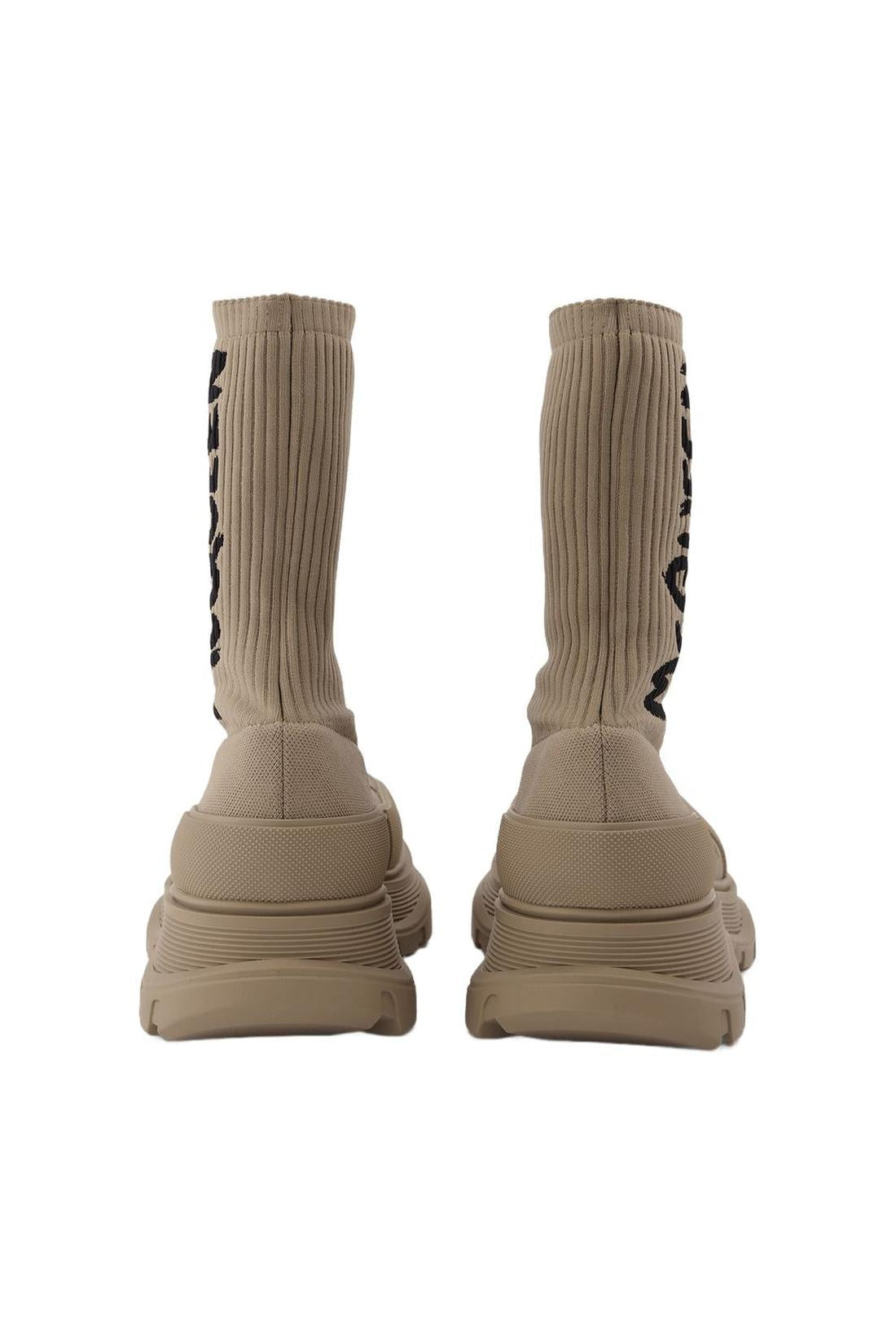 Sock-Stiefel in Beige