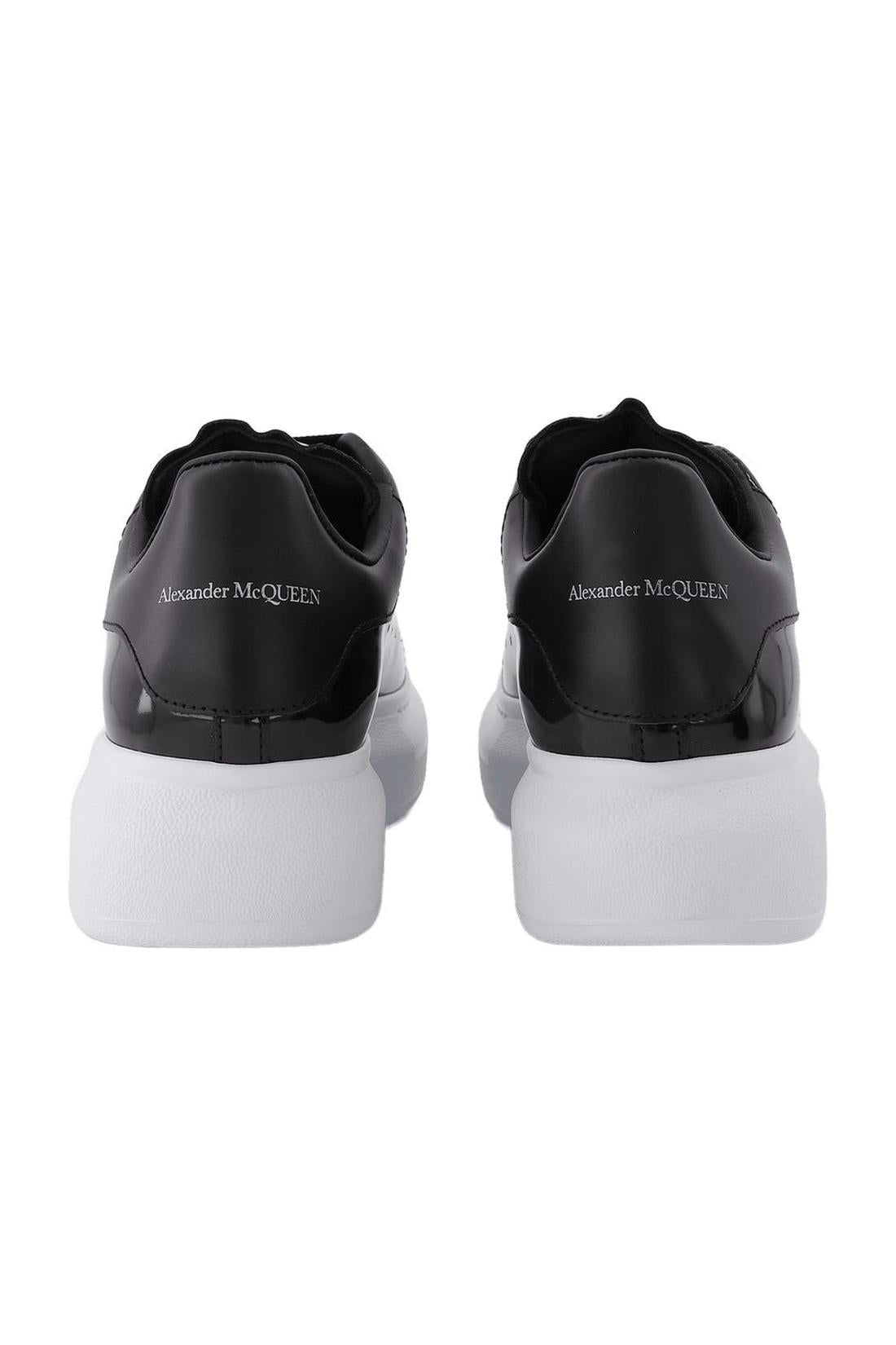 Sneakers Oversize aus schwarzem Leder