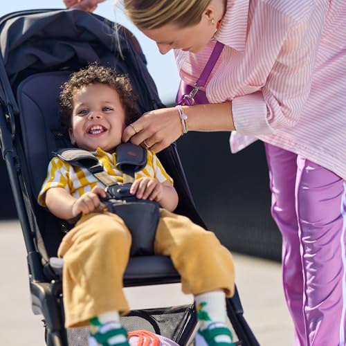 Bebeconfort Zephir, kompakter Baby Kinderwagen, 0–4 Jahre (bis zu 22 kg), leichter Reise Buggy (4,5 kg), in Kabinengröße, flacher und verstellbarer Sitz, Aufbewahrungskorb, Mineral Green