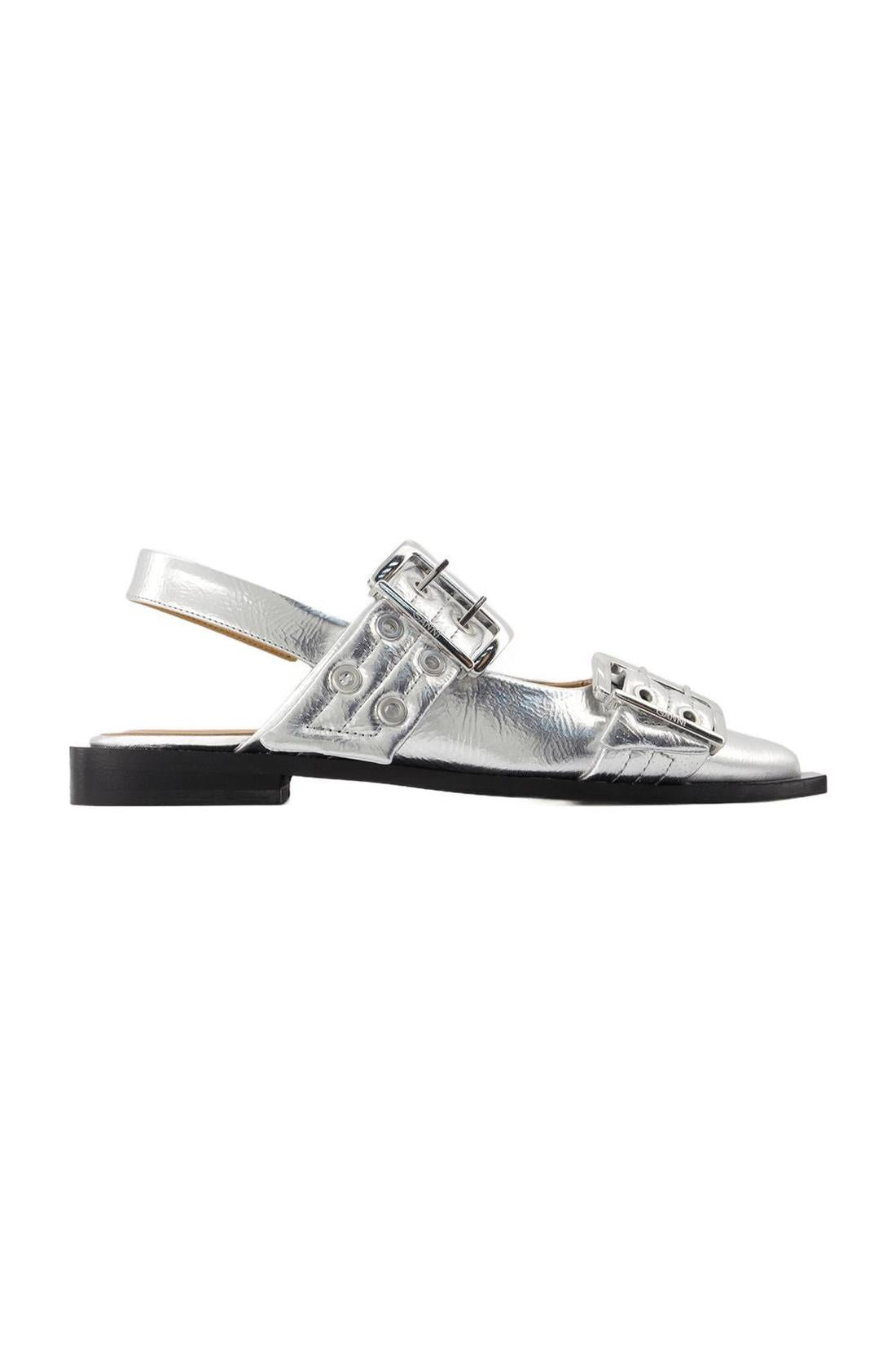 Feminine Buckle Ballerinas - Ganni - Kunstleder - Silber
