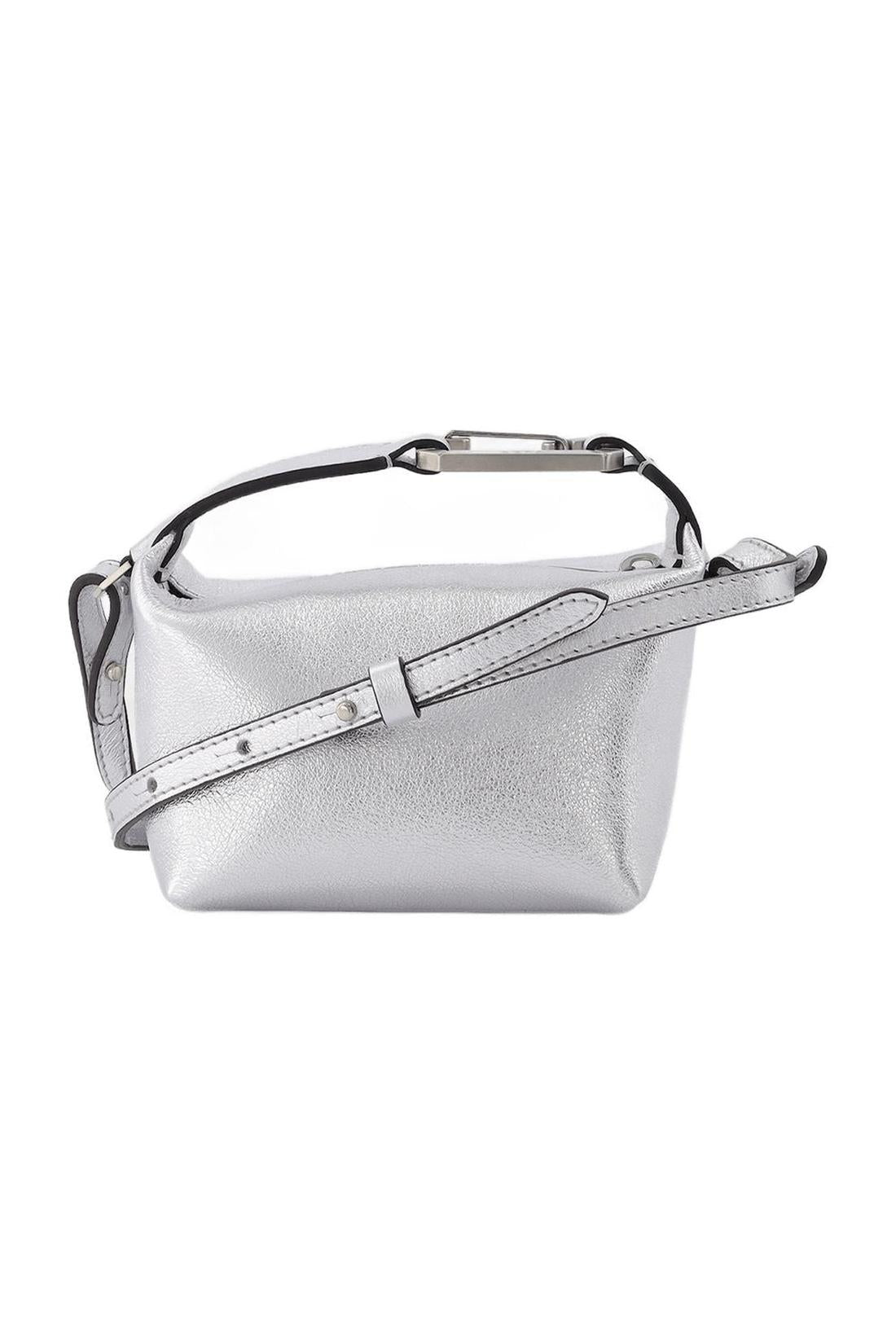 Tiny Moon Tasche aus silbernem Leder