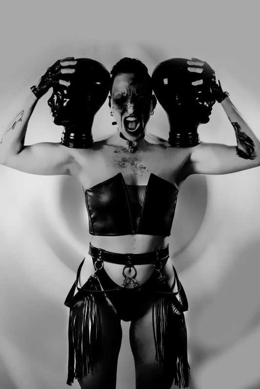 Triangular Front Top