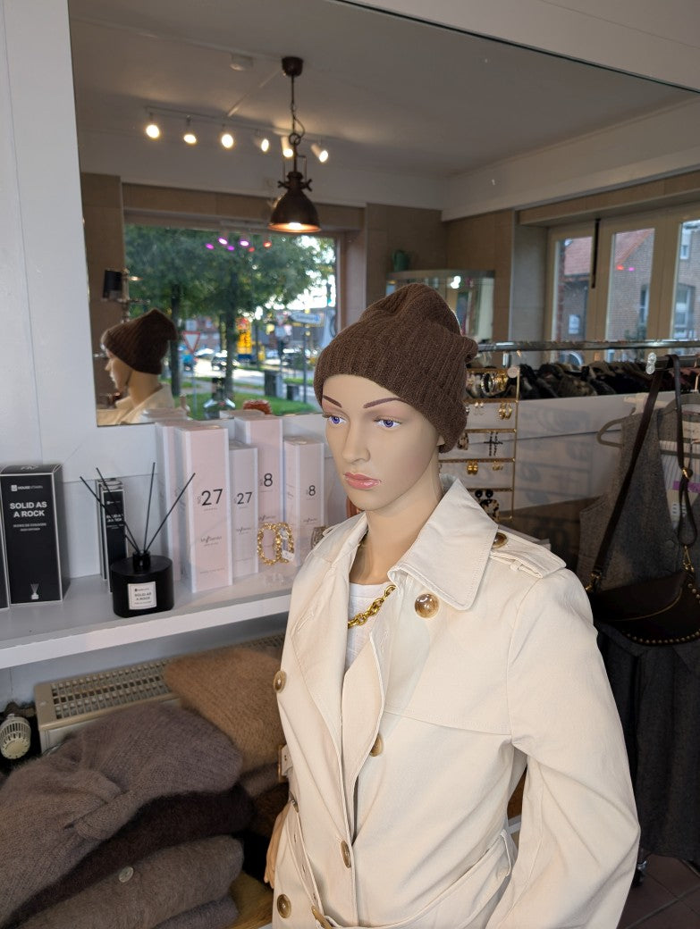 Beanie Mütze 30% Alpaka, 30% Nylon, 20% Wolle - Braun