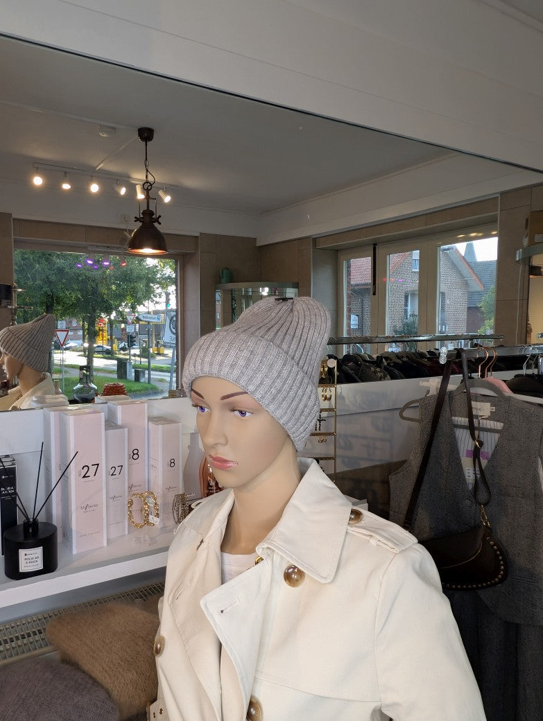 Beanie Mütze ungefüttert mit Umschlag 50% Nylon 30% Viskose 20% Angora - Hellgrau