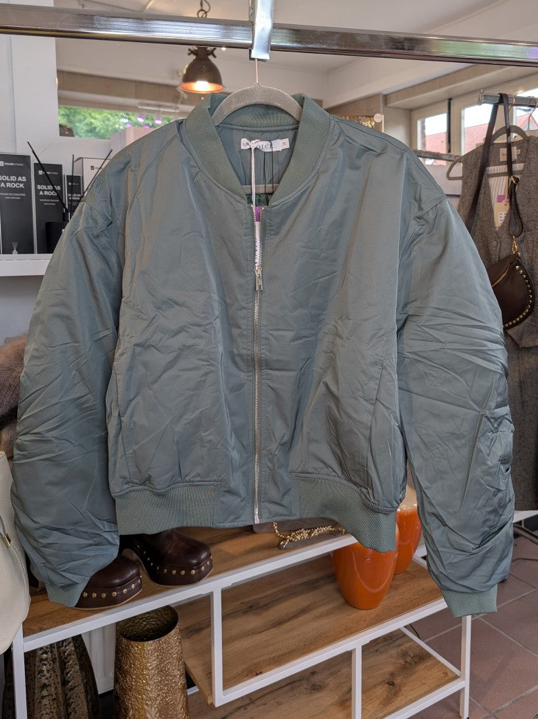 Bomberjacke Nylon Eukalyptus, OneSize - von CHOICE CH769