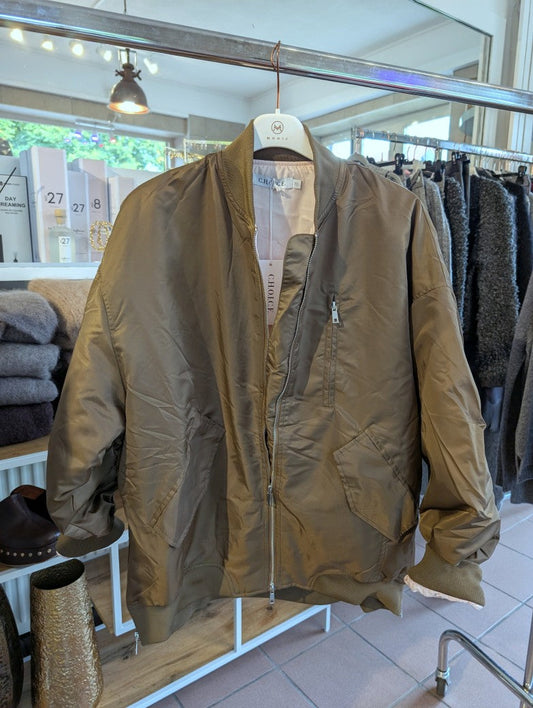 Bomberjacke Nylon Oversized Dark Taupe Goldschimmer innen Hellrosa, OneSize - von CHOICE CH767
