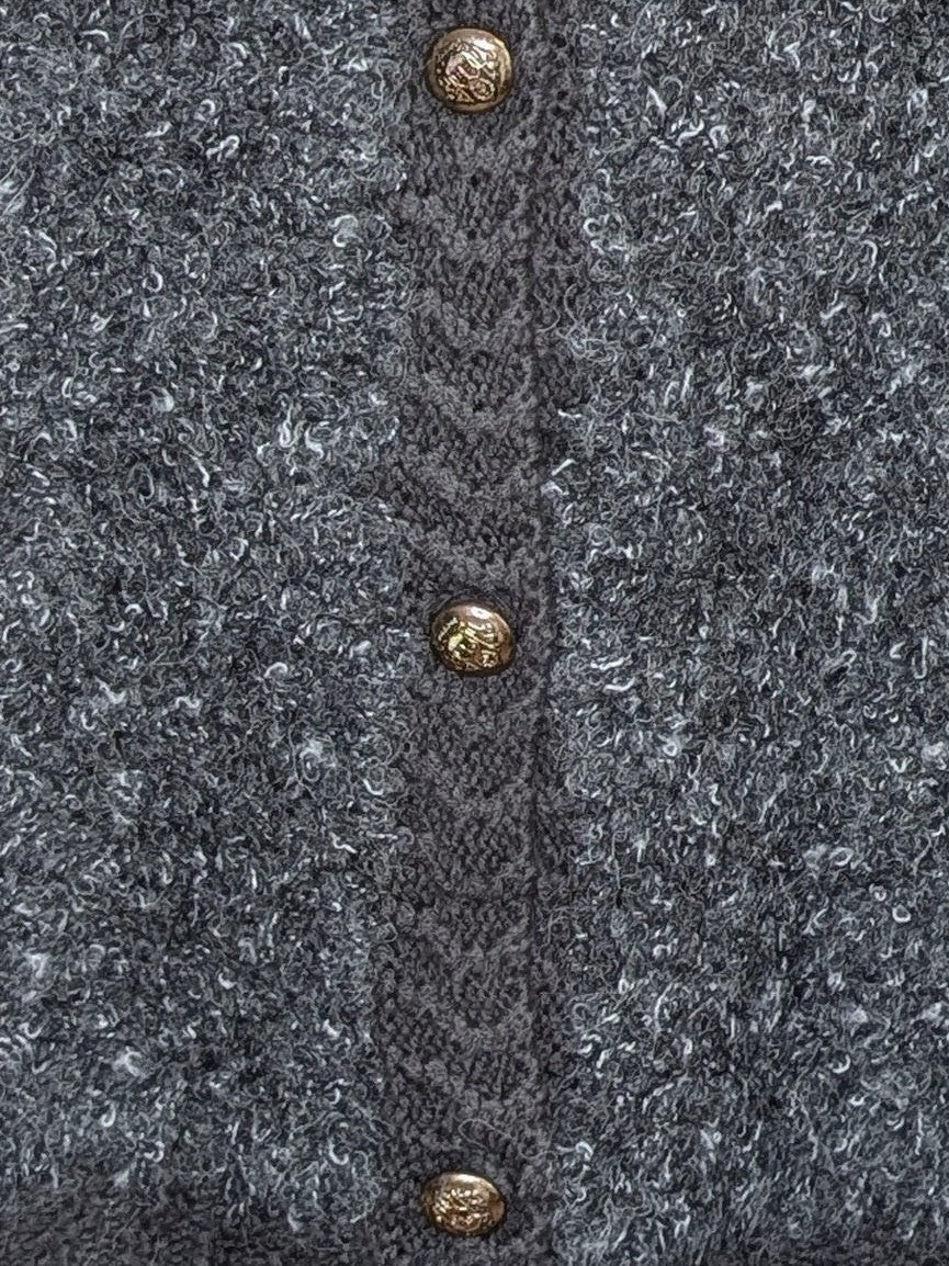 Cardigan Strickjacke Bouclé Dark Grey Goldknöpfe 60% Nylon 20% Alpaka 20% Wolle, One Size - von CHOICE C100