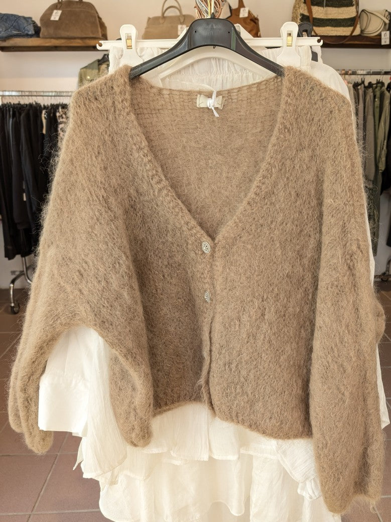 Cardigan Strickjacke Mohair 80% Milchkaffee Braun mit glitzernden Silberknöpfen One Size 30030