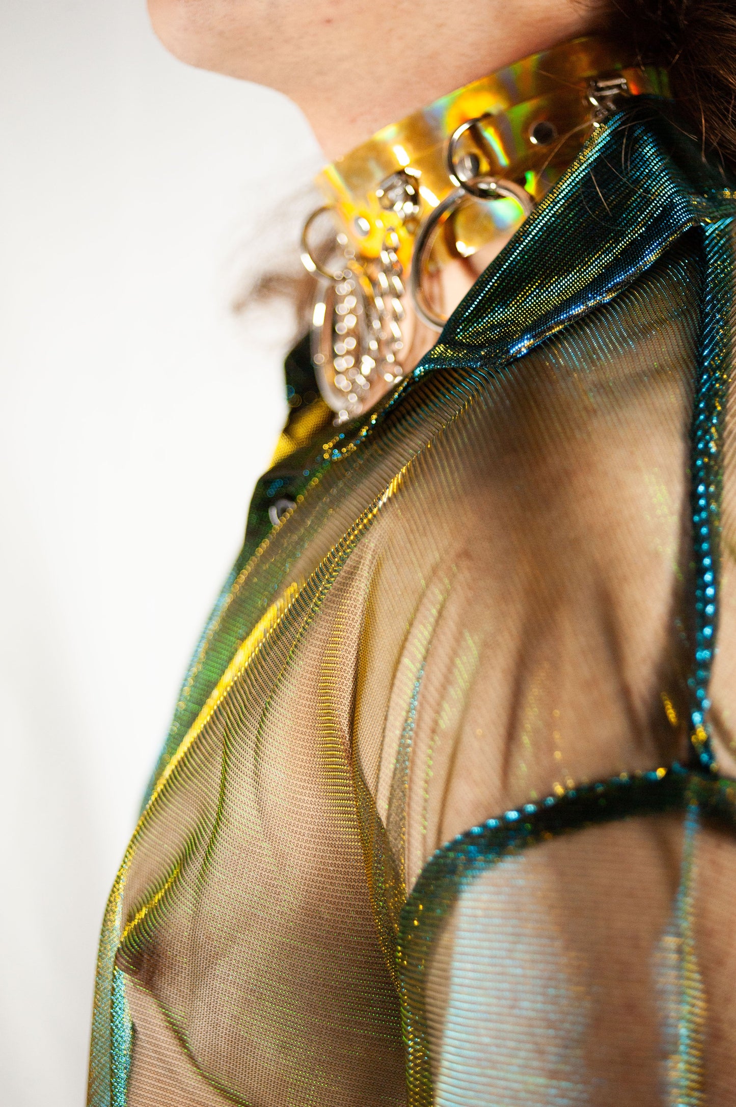 Holographic Chain Necklaces