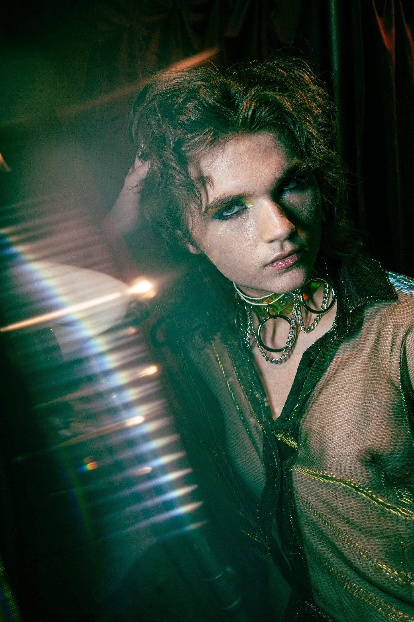 Holographic Chain Necklaces