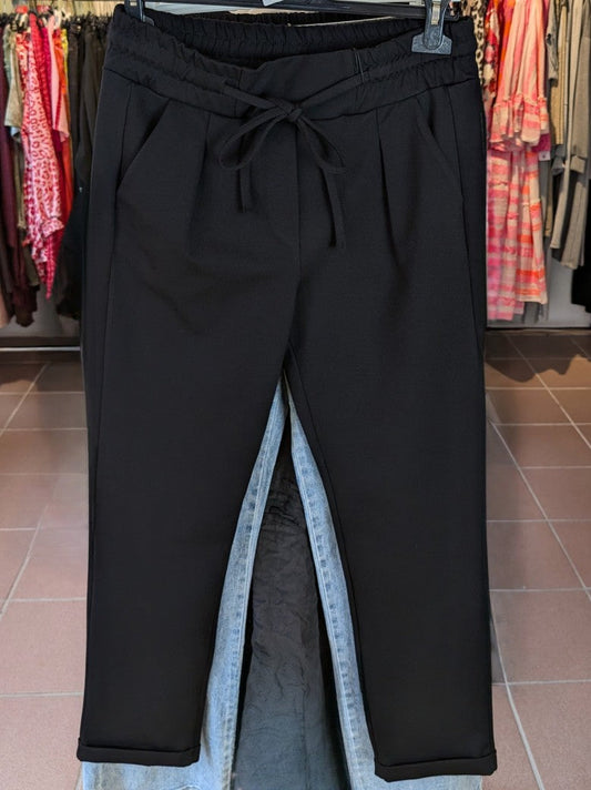 Hose Pants Viskose Bundfalte Schwarz Stoffhose Größe M 806-1550