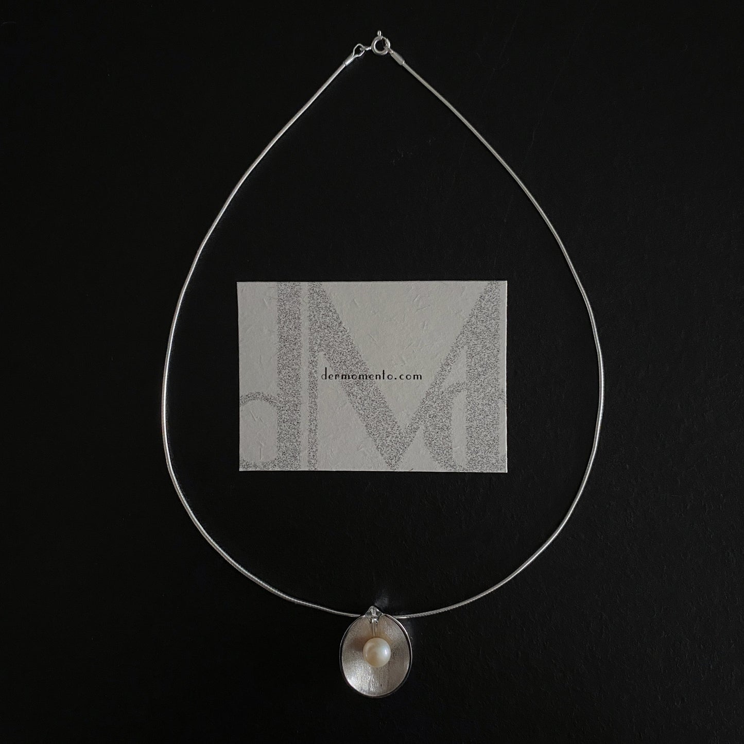 SOFIA Seashell Pendant Collar Necklace