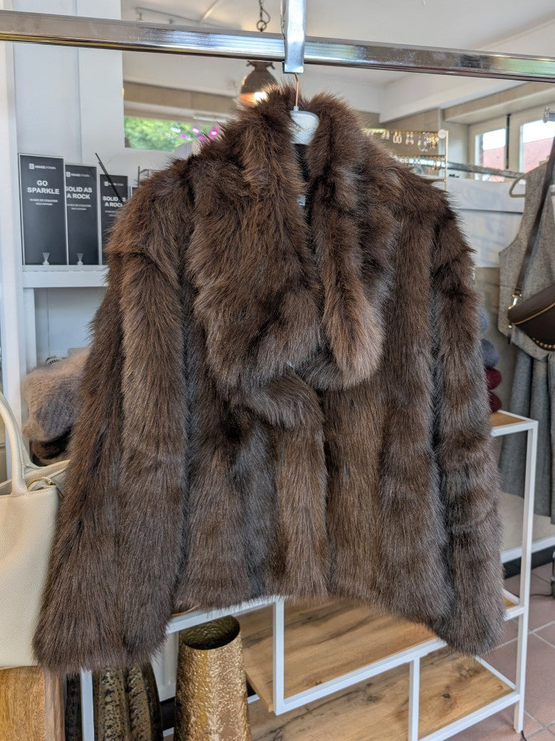 Jacke Hochwertiges Fake Fur Kunstfell Innenfutter Coffee Braun - Tyerre Trendy.ing 66032