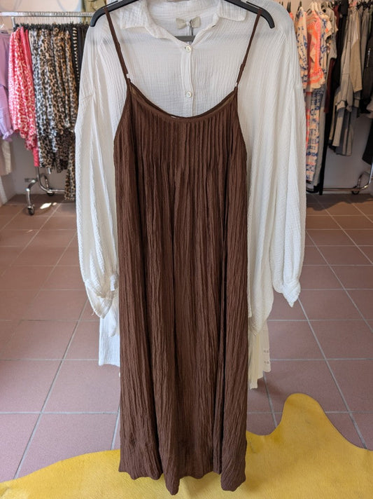 Kleid Maxi Tencel Lyocell und Viskose Rayon mit Trägern Braun, One Size - von WIYA 2508 K0198