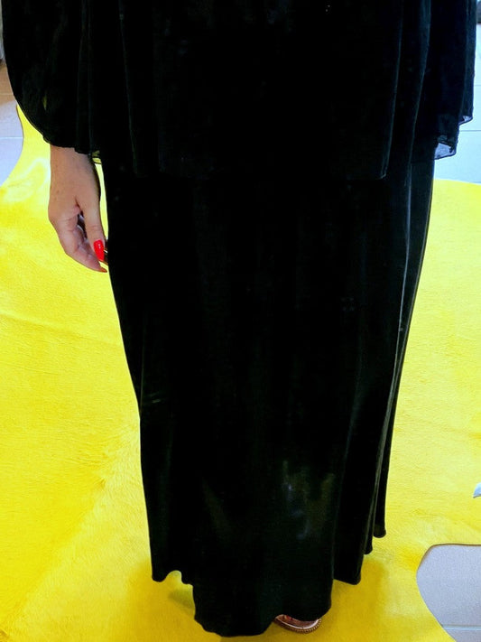 Langer Viskose Satin Rock in Schwarz One Size 04596