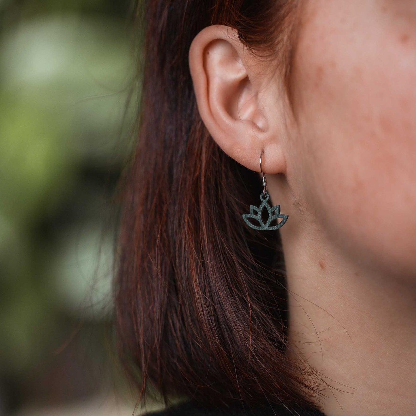 Ohrringe / Ohrhänger aus Holz | Flower Lotus