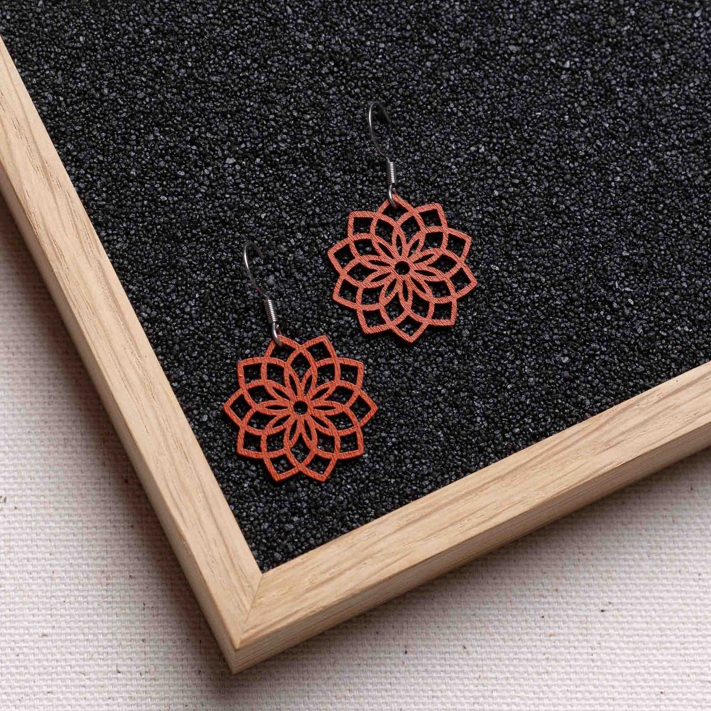Ohrringe / Ohrhänger aus Holz | Mandala