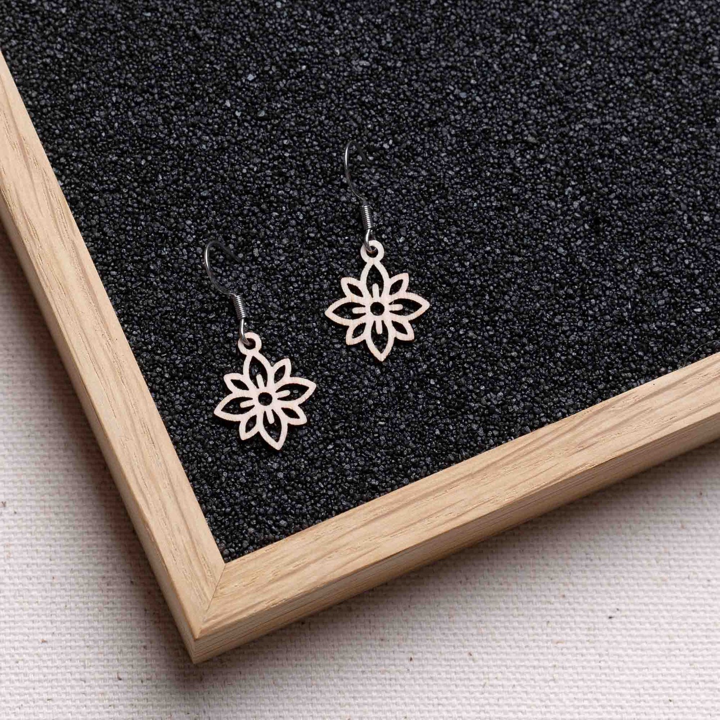 Ohrringe / Ohrhänger aus Holz | Flower mini