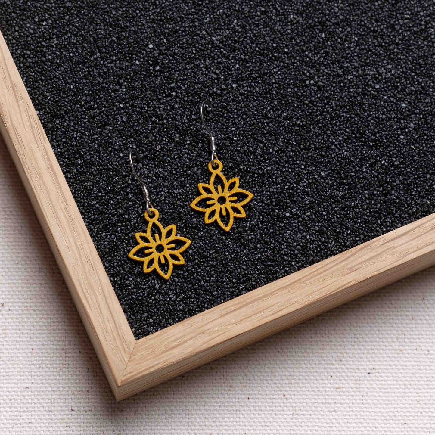 Ohrringe / Ohrhänger aus Holz | Flower mini