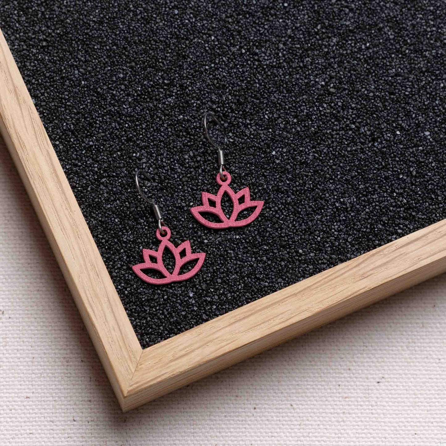 Ohrringe / Ohrhänger aus Holz | Flower Lotus