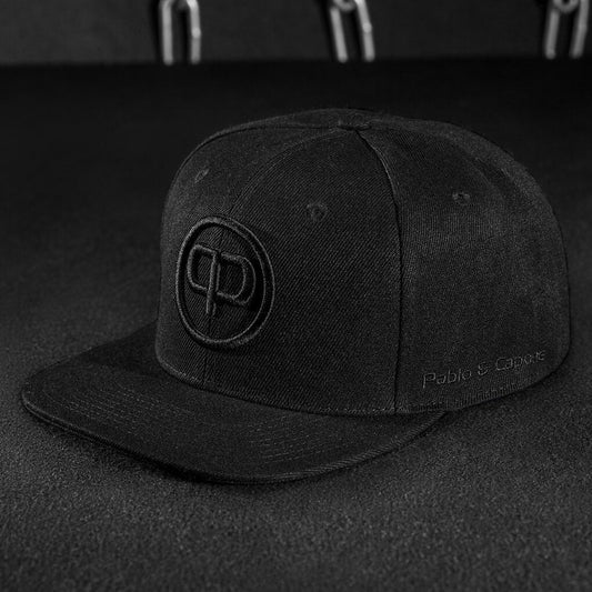 Snapback Cap - Black & Black