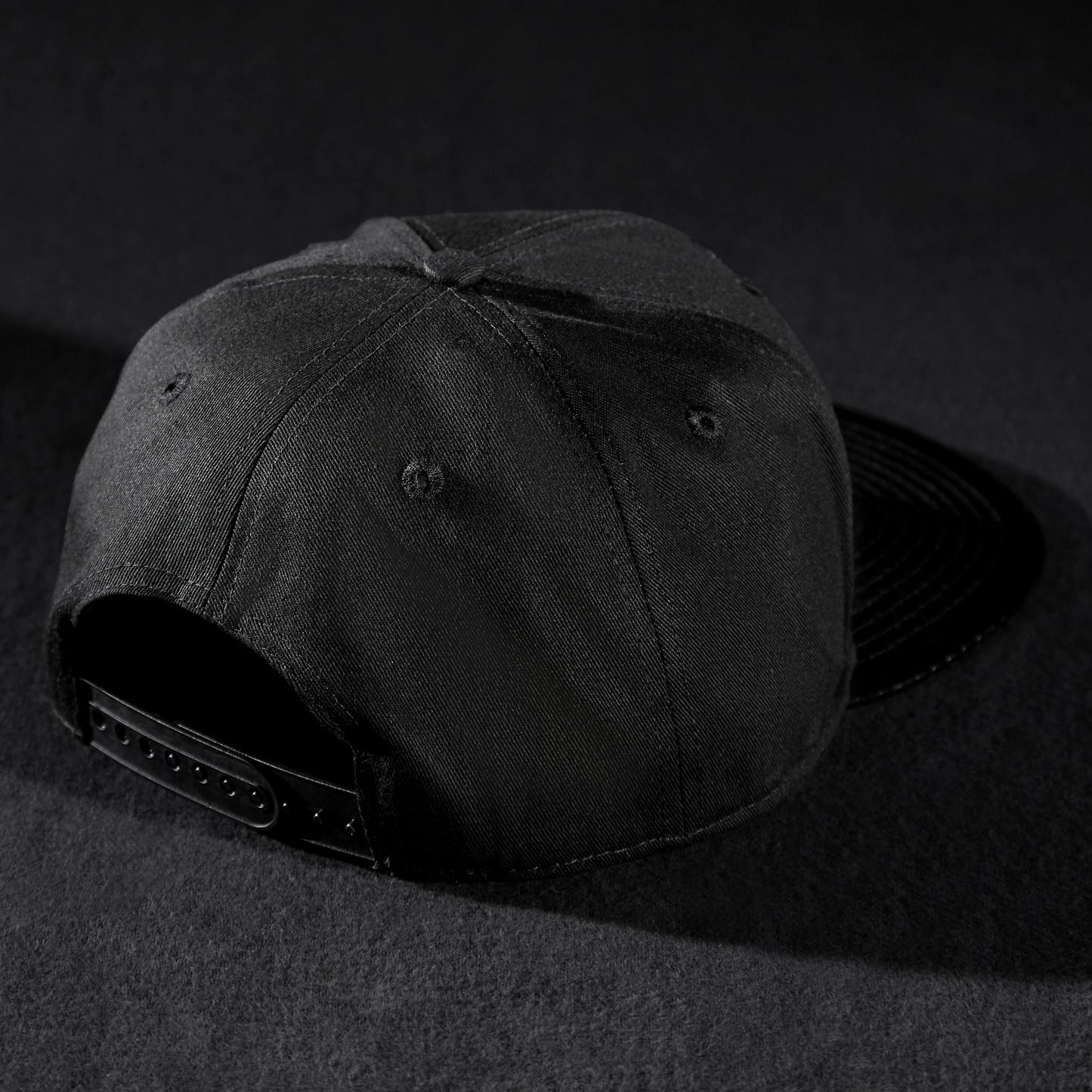 Snapback Cap - Black & Black Carbon
