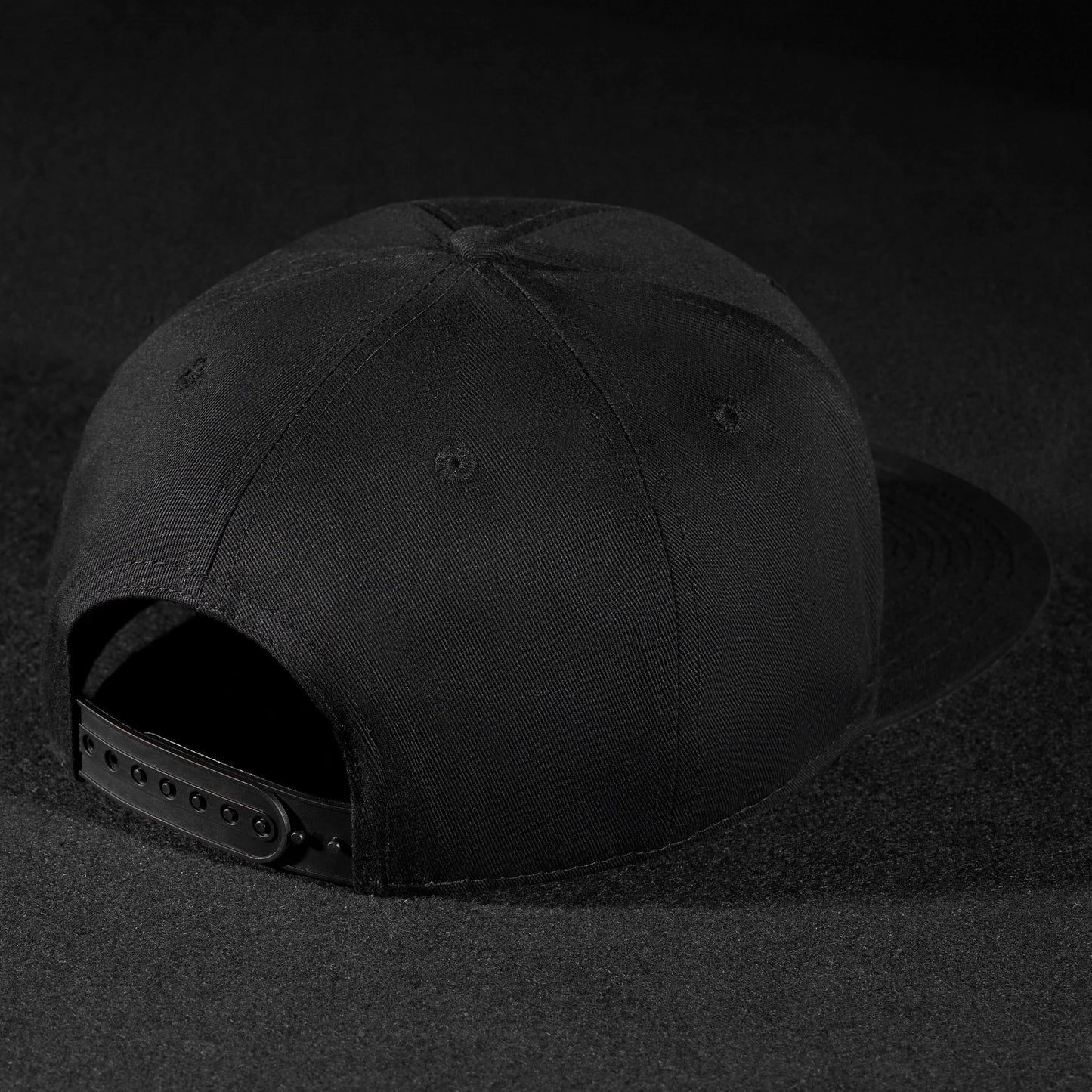 Snapback Cap - Black & Silver