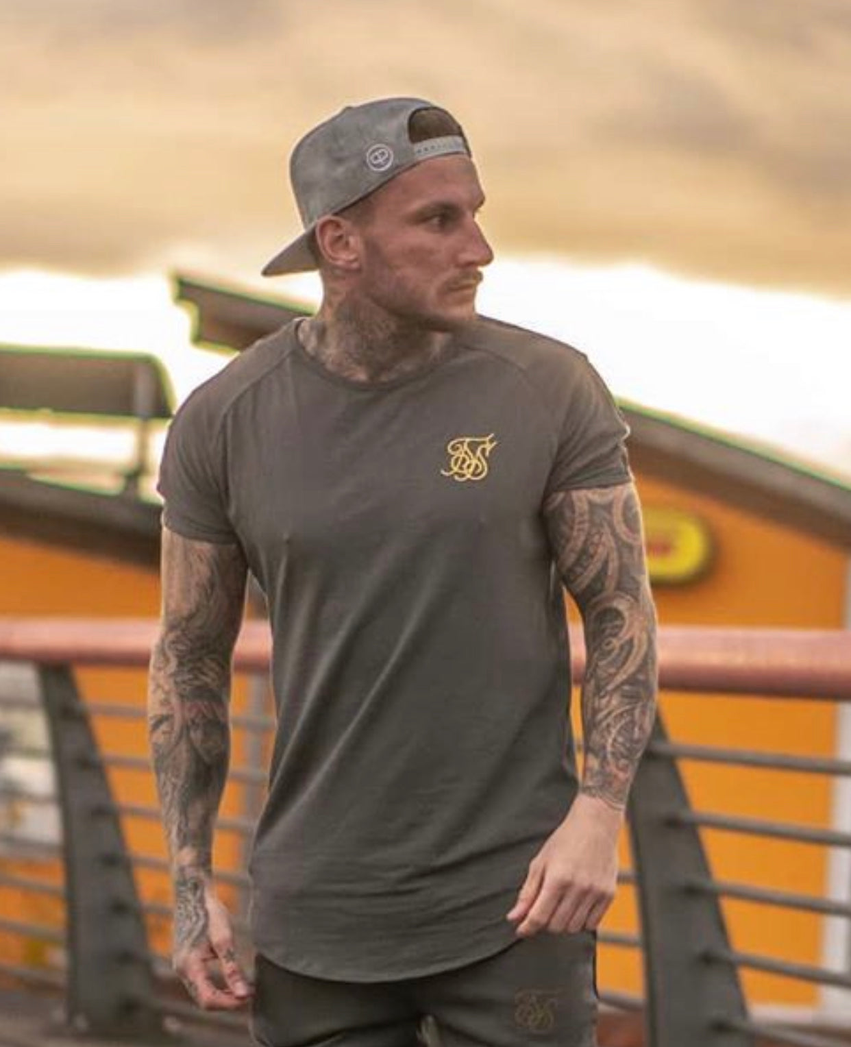 Snapback Cap - Grey & White