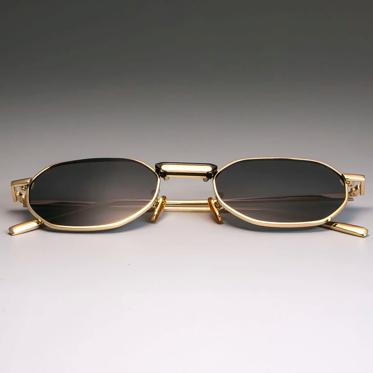 Classic metal steampunk shades – small frame, vintage unisex sunglasses