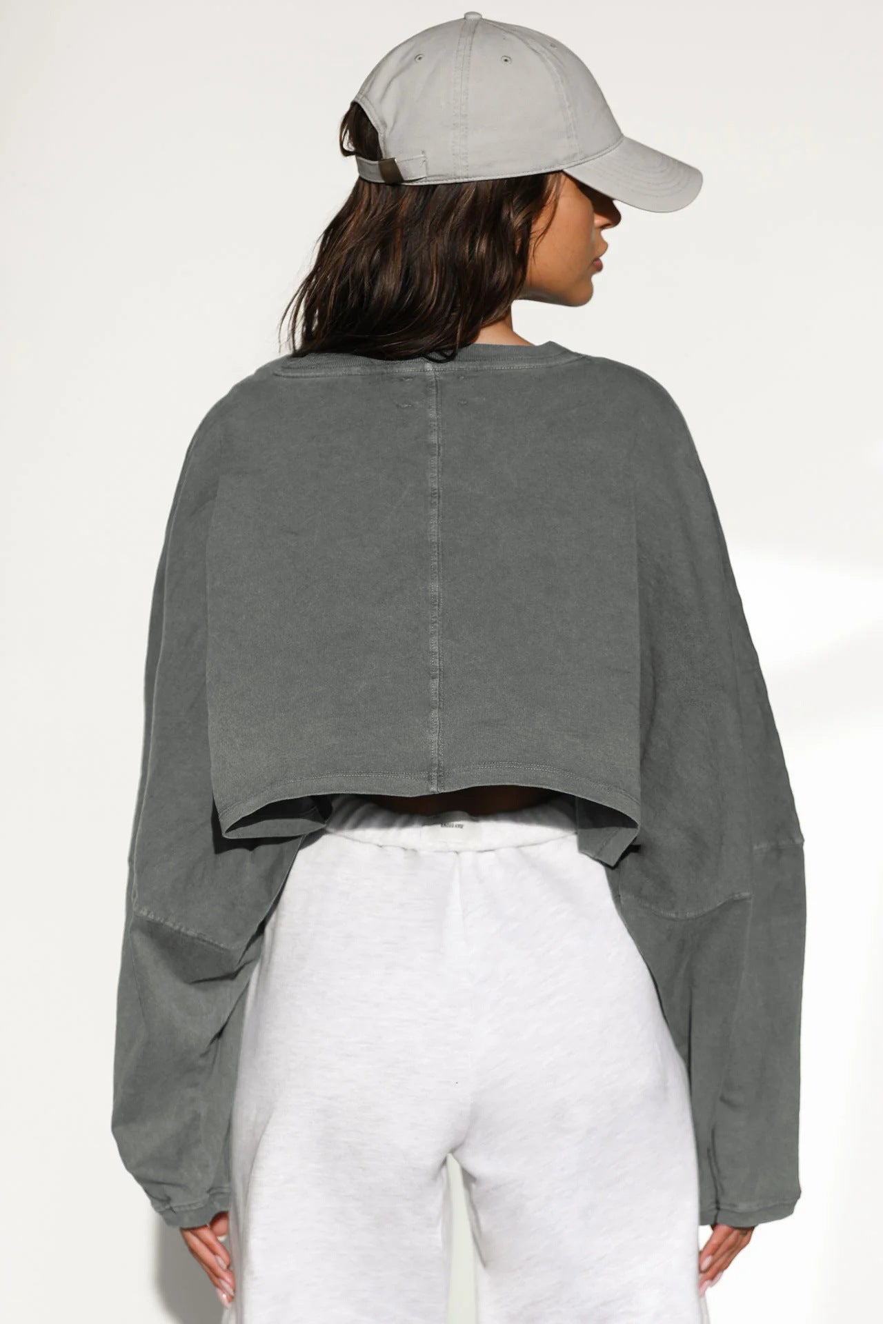 Loose fit round neck crop sweater women Short