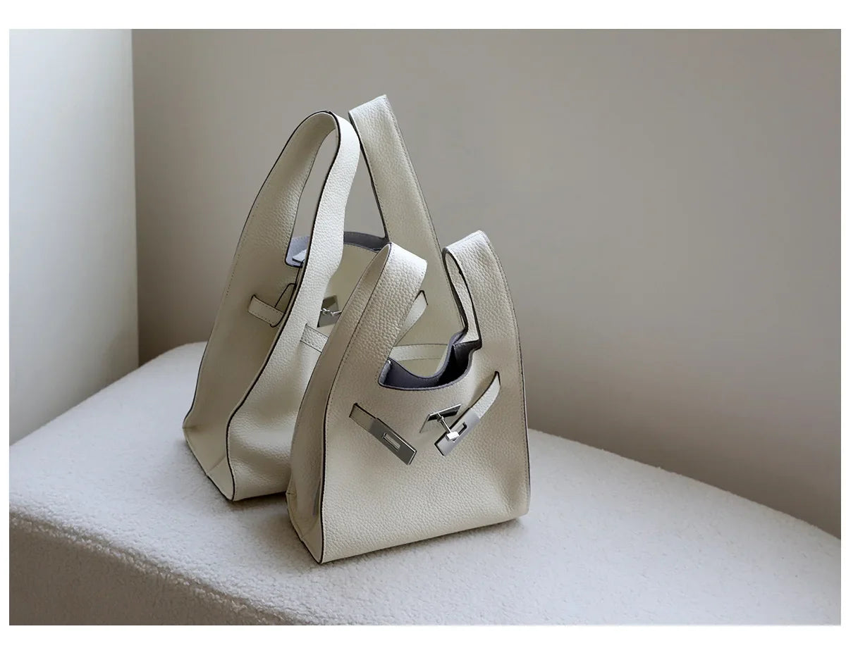 ARI bag classic curve underarm shoulder in fine leather