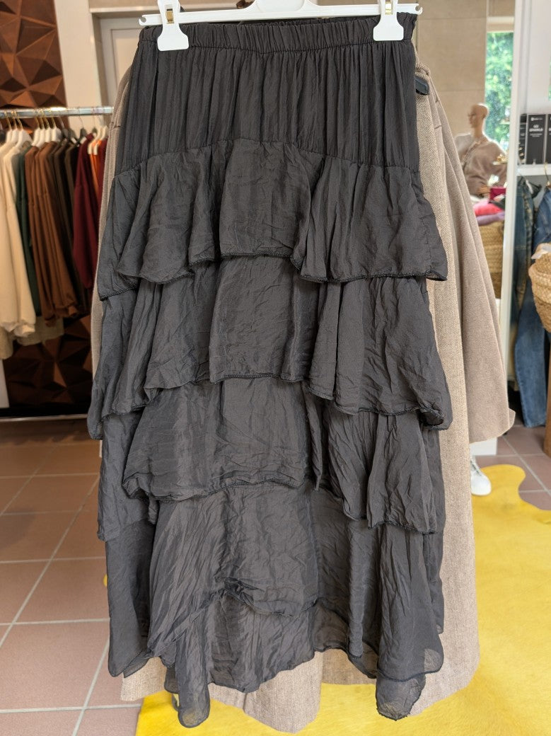Rock Stufenrock Maxi Volant aus Lyocell in Schwarz, One Size - von MIHO'S G02298
