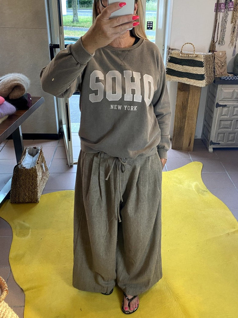 Sweatshirt SOHO New York Fango Sandgrau mit Beige aus Baumwolle One Size - von CHOICE