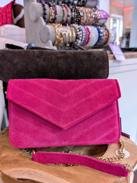 Tasche Envelope Clutch Wildleder Cross-Body Goldkette Chevron Muster Pink
