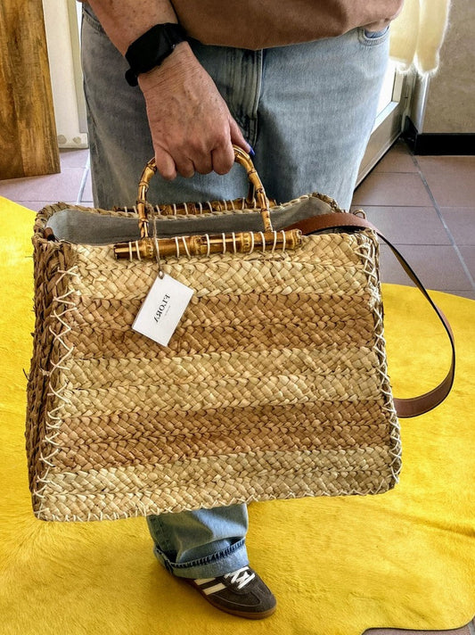 Tasche "Bolso" aus Bast mit Leinen Innen, Cross-Body Umhängegurt, Reißverschluss, Bambusgriffe, Créme Rosa, F-B27069L SCH010