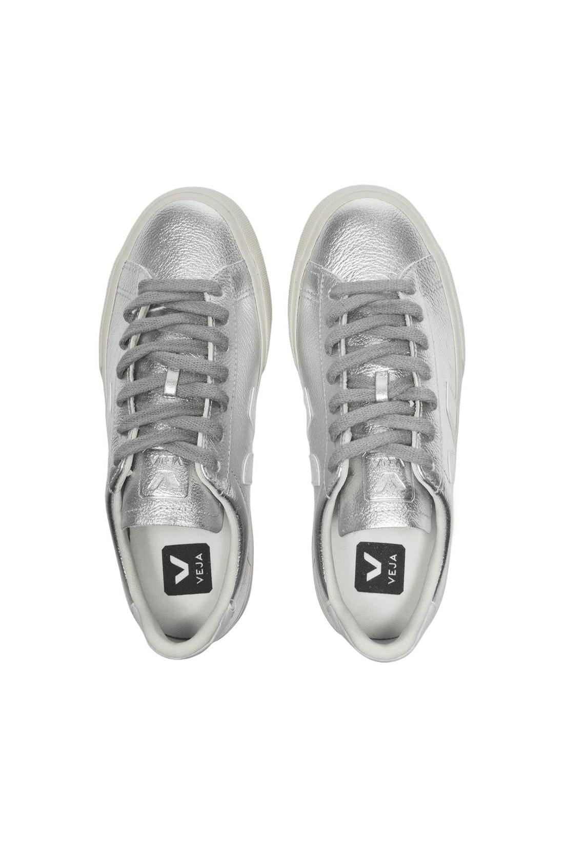 Sneakers Campo aus Silber und weißem Leder Chromefree