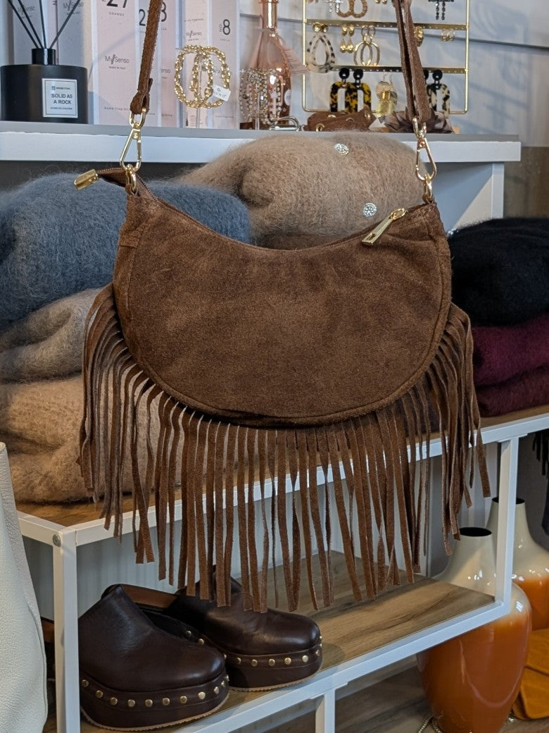 Wildleder Tasche mit Fransen Halbmond M Braun ca. 22,5cm x 12cm mit Schulterriemen und RV